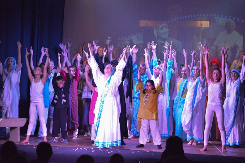 Musical "Madre Teresa di Calcutta"- Gruppo Controcorrente